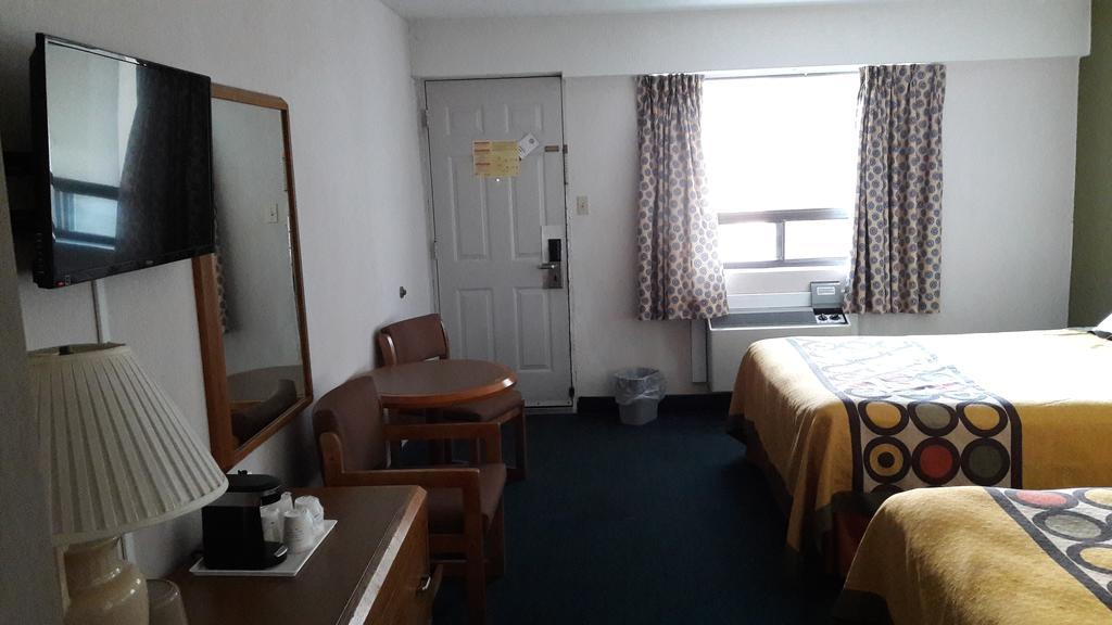 Super 8 By Wyndham Niagara Falls North Экстерьер фото